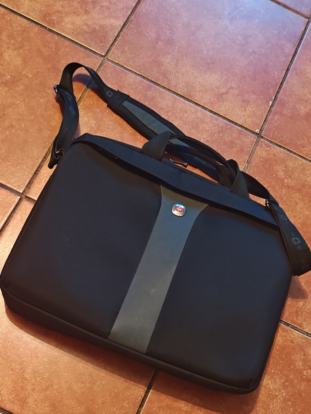 SwissGear Black and Gray Laptop Messenger Bag